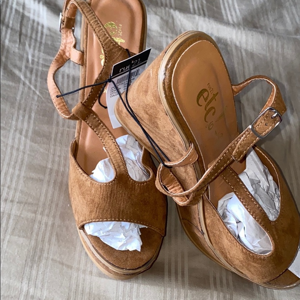Super cute Wedges